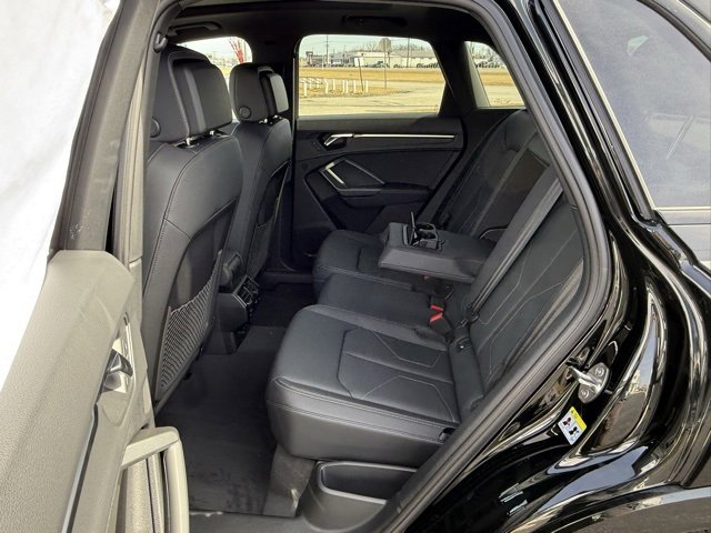 Vehicle image 12 of 24