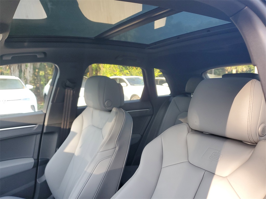 2025 Audi Q3 S Line Premium Image 13 of 31