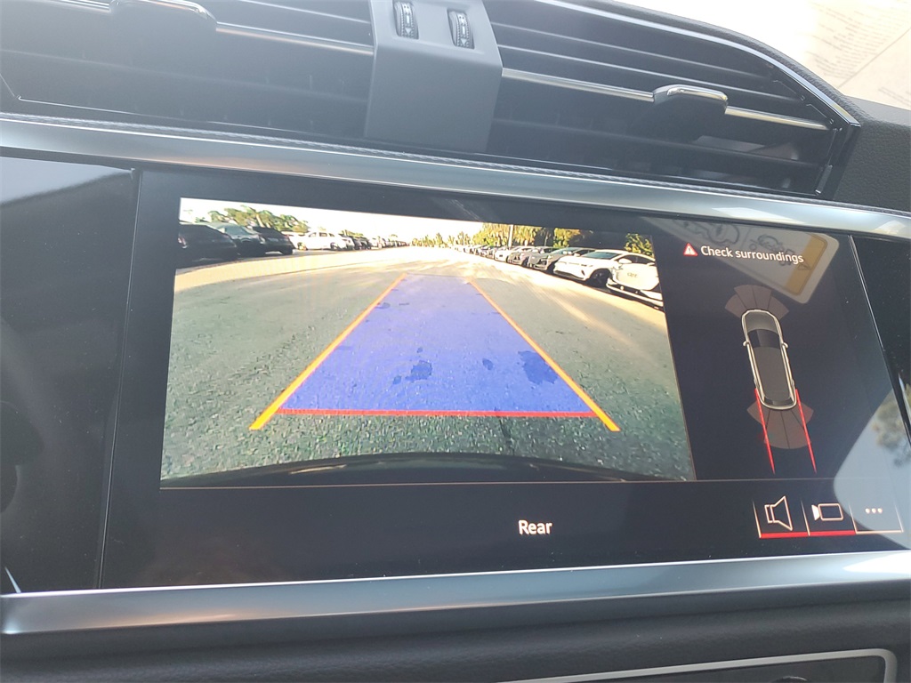 2025 Audi Q3 S Line Premium Image 18 of 31