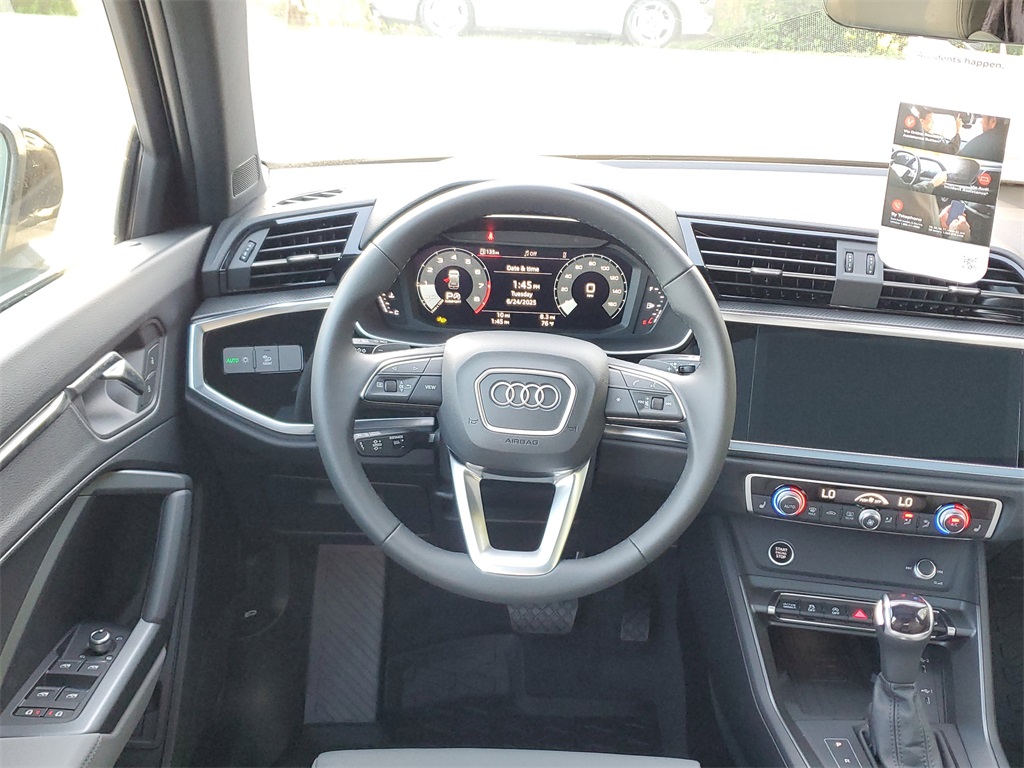 2025 Audi Q3 S Line Premium Image 17 of 31