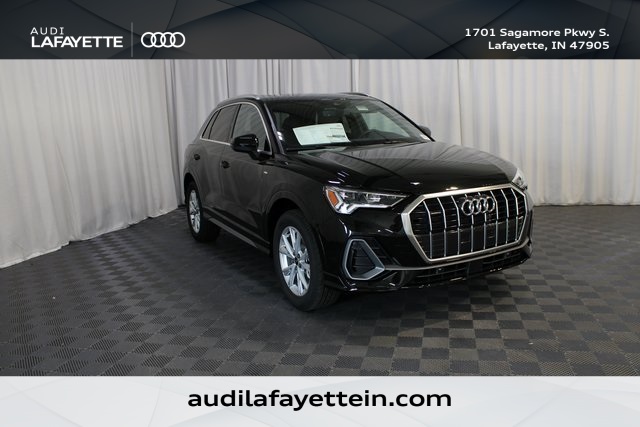 2025 Audi Q3 S Line Premium Image 4 of 32