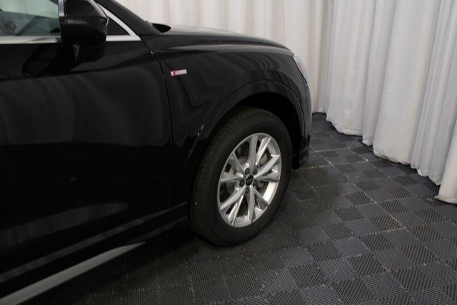 2025 Audi Q3 S Line Premium Image 11 of 32