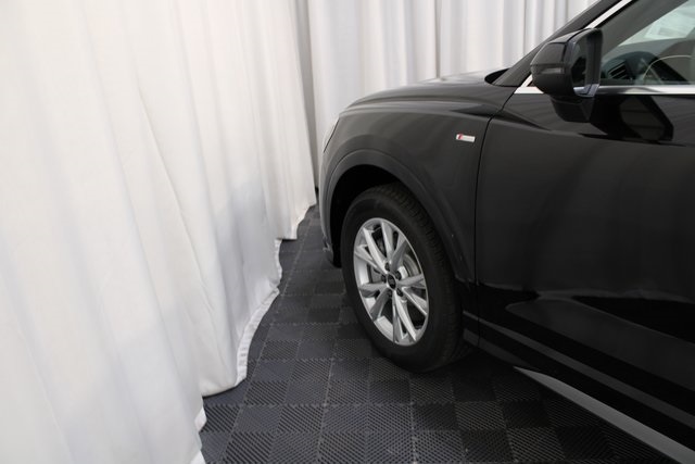 2025 Audi Q3 S Line Premium Image 12 of 32