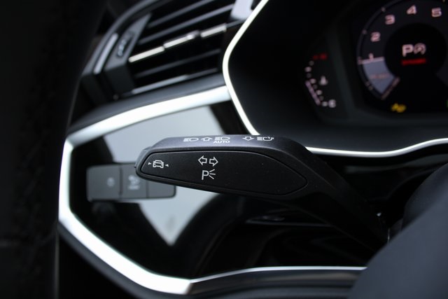 2025 Audi Q3 S Line Premium Image 32 of 32