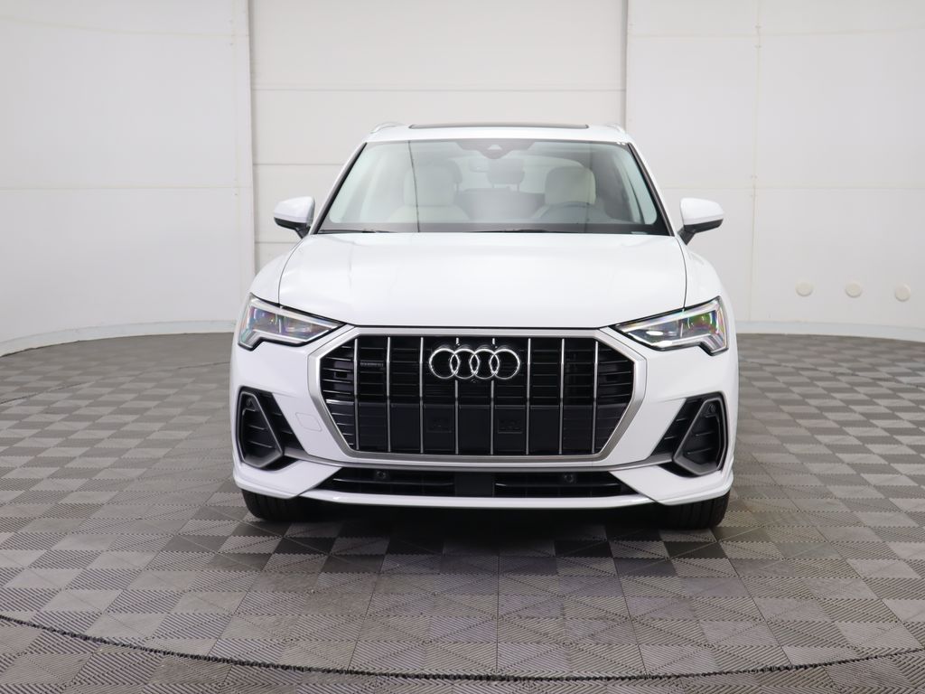 Vehicle image 2 of 34