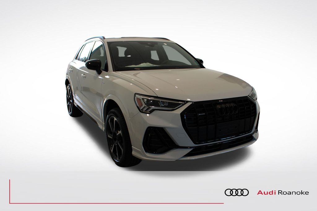 Vehicle image 4 of 55