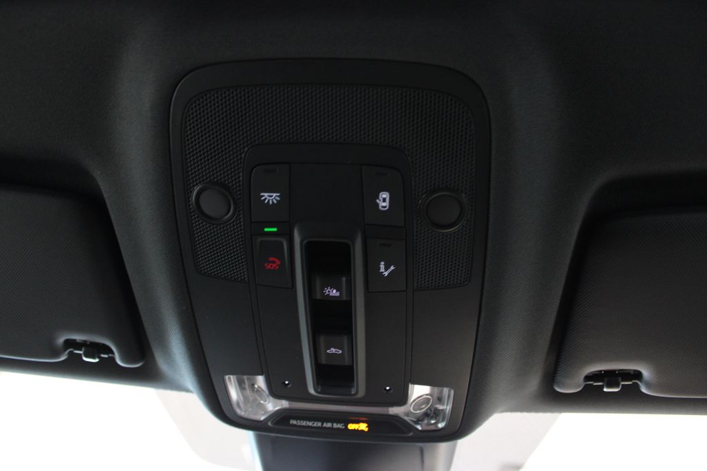Vehicle image 46 of 55
