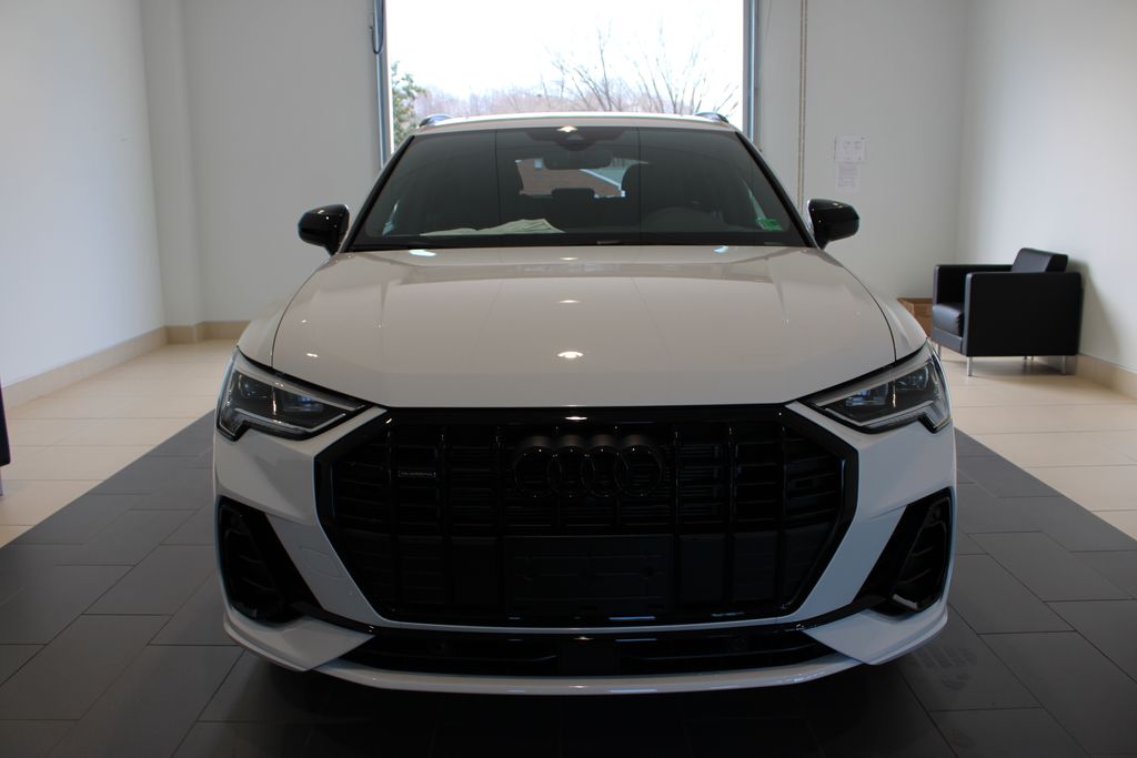 Vehicle image 3 of 55
