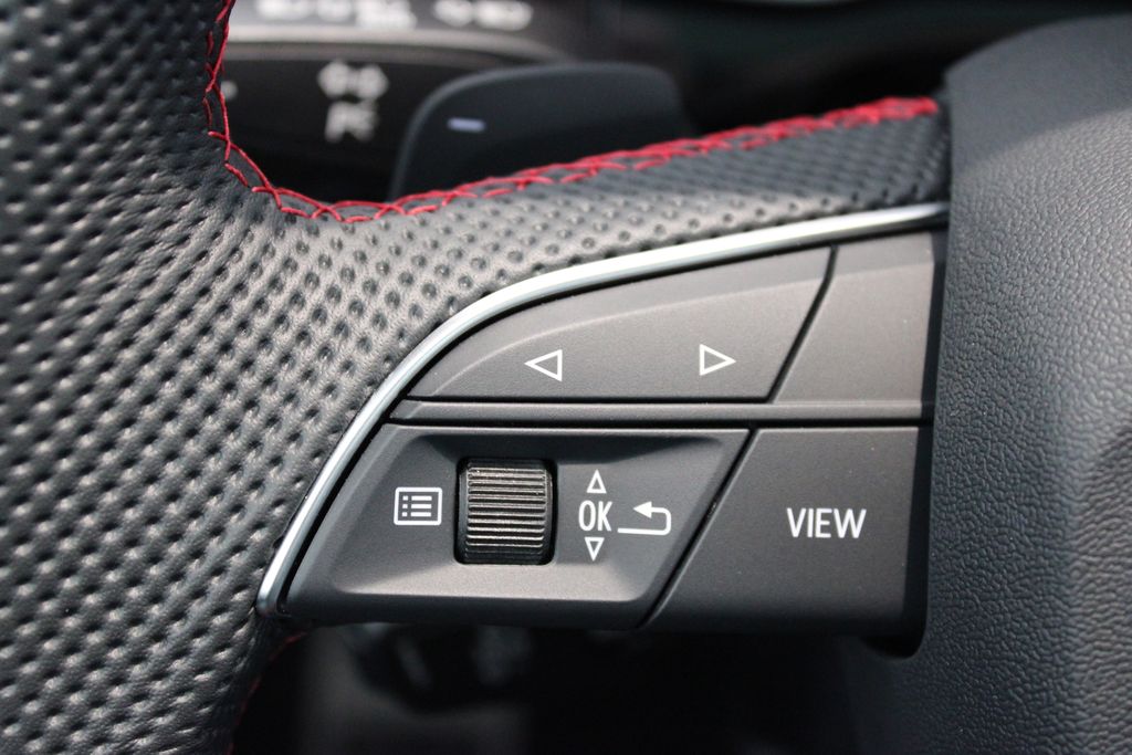 Vehicle image 28 of 55