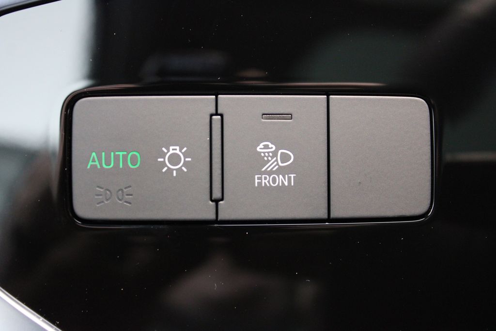 Vehicle image 48 of 55