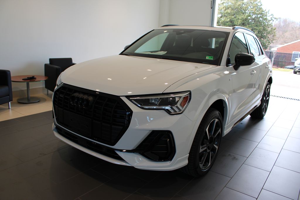 Vehicle image 2 of 55
