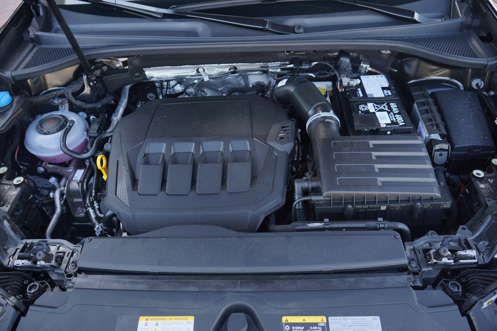 Vehicle image 5 of 12