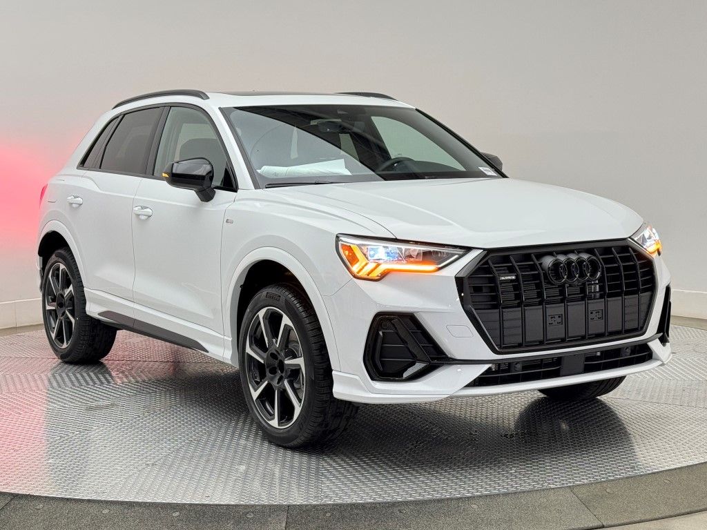 Vehicle image 5 of 42