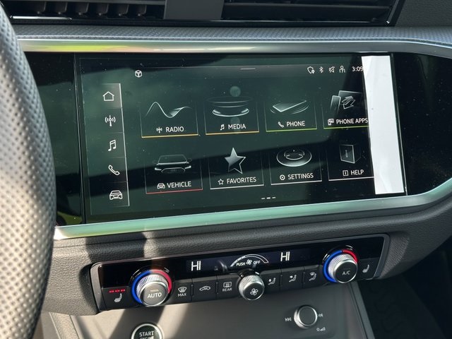 Vehicle image 21 of 28