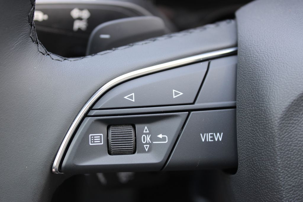 Vehicle image 45 of 54