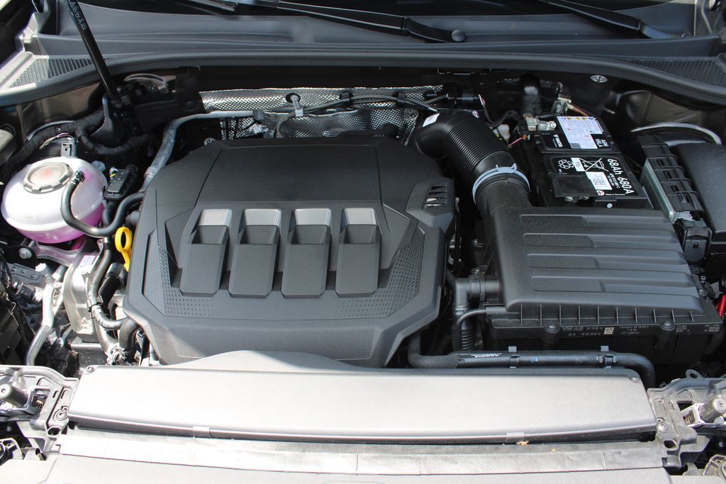 Vehicle image 13 of 54