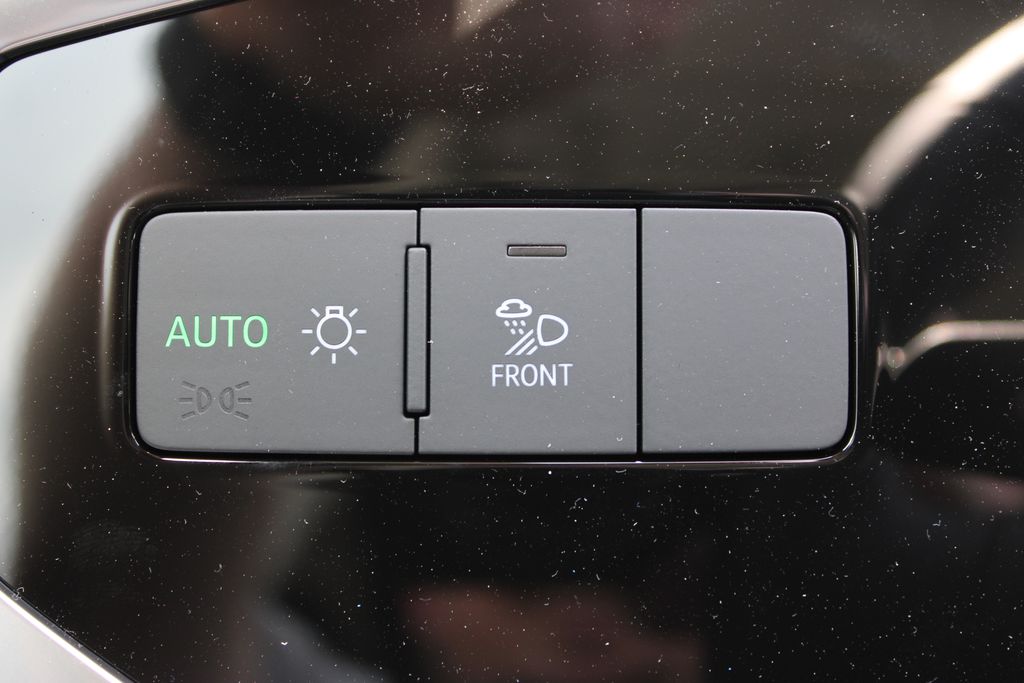 Vehicle image 53 of 54