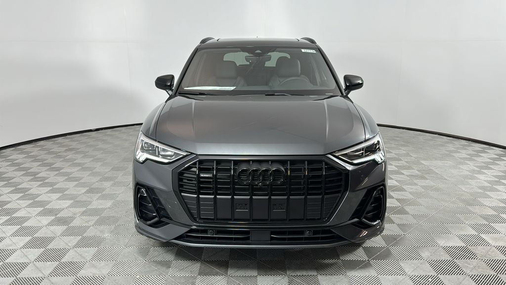 Vehicle image 2 of 41