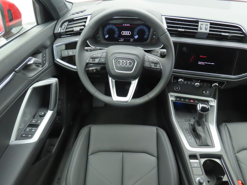 Vehicle image 11 of 33