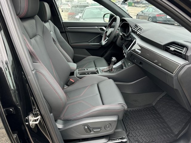 Vehicle image 9 of 28