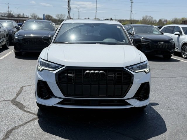 Vehicle image 1 of 29