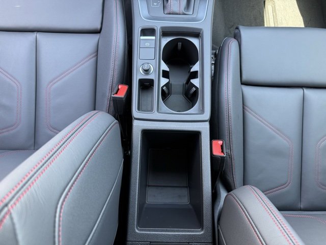 Vehicle image 24 of 29
