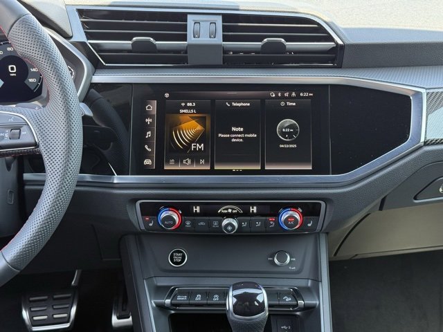 Vehicle image 22 of 29