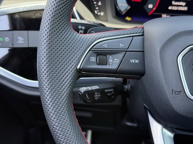 Vehicle image 26 of 29
