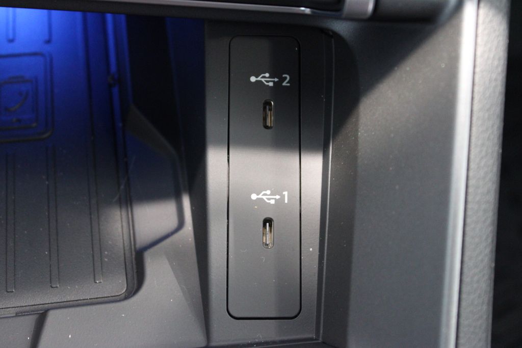 Vehicle image 45 of 54