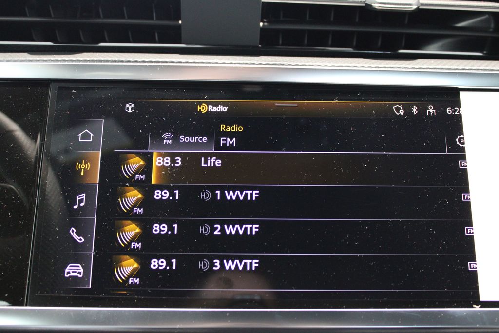 Vehicle image 17 of 54