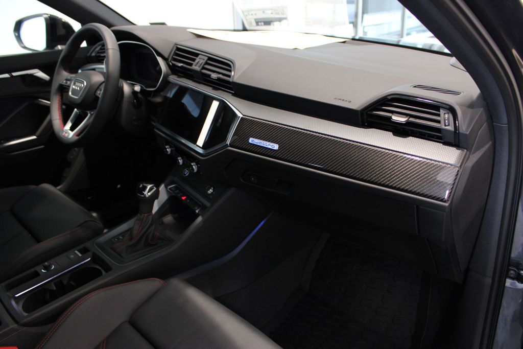 Vehicle image 43 of 54