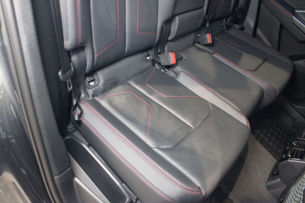 Vehicle image 26 of 54