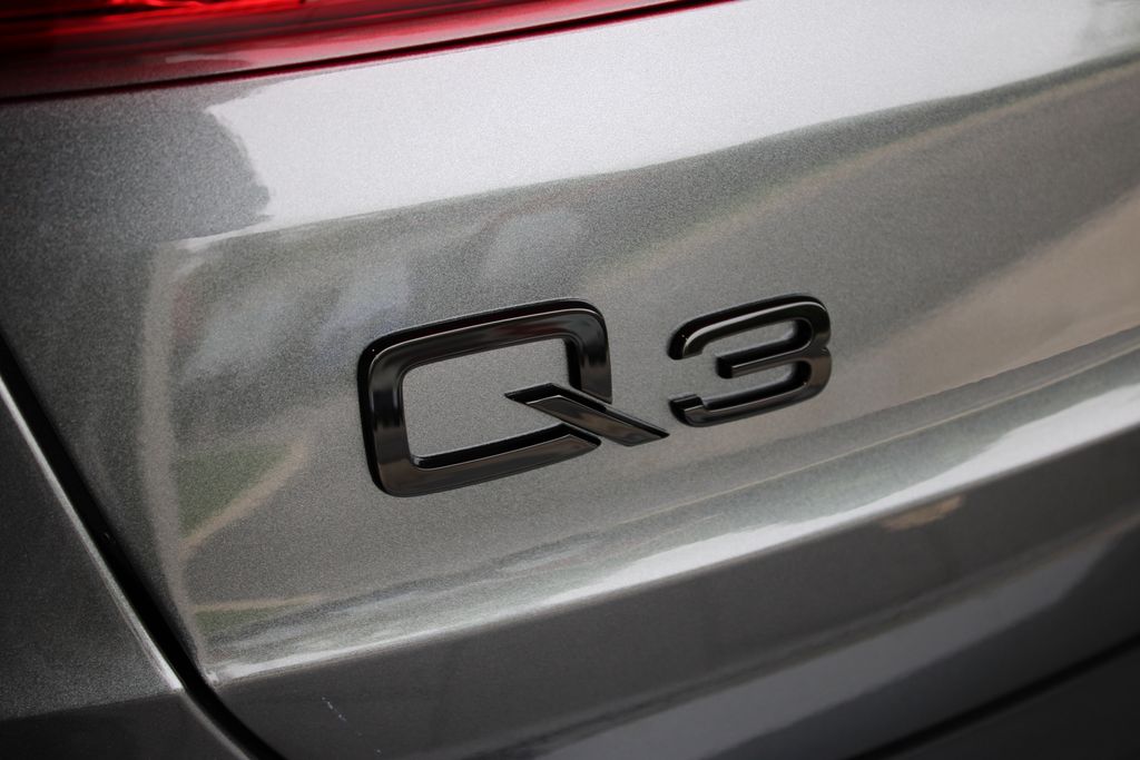 Vehicle image 52 of 54