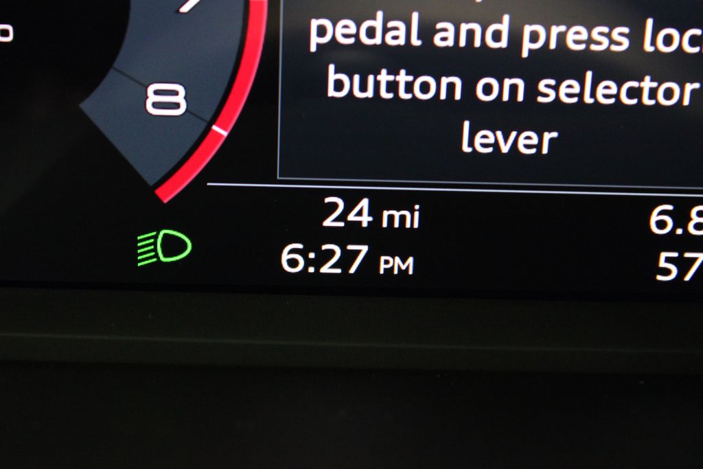 Vehicle image 13 of 54