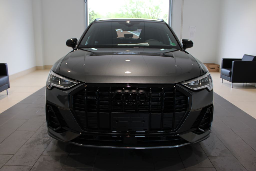 Vehicle image 3 of 54