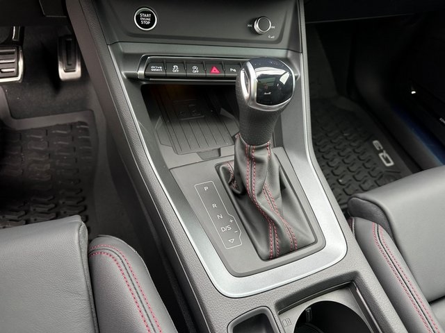 Vehicle image 20 of 28