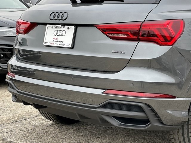 Vehicle image 7 of 28