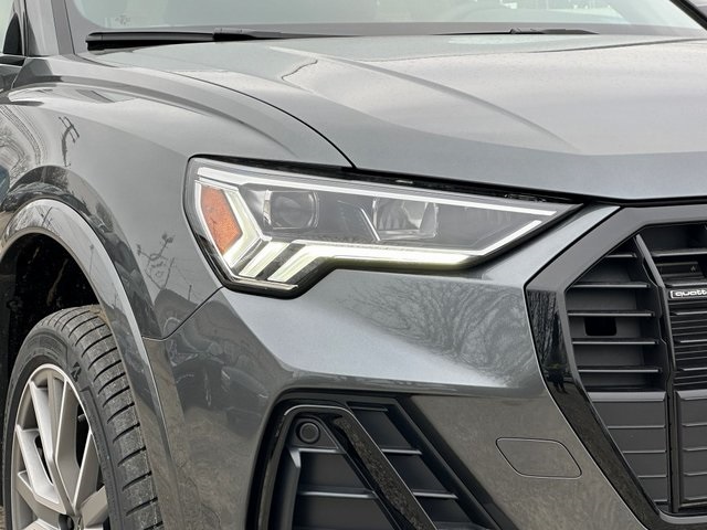 Vehicle image 5 of 28