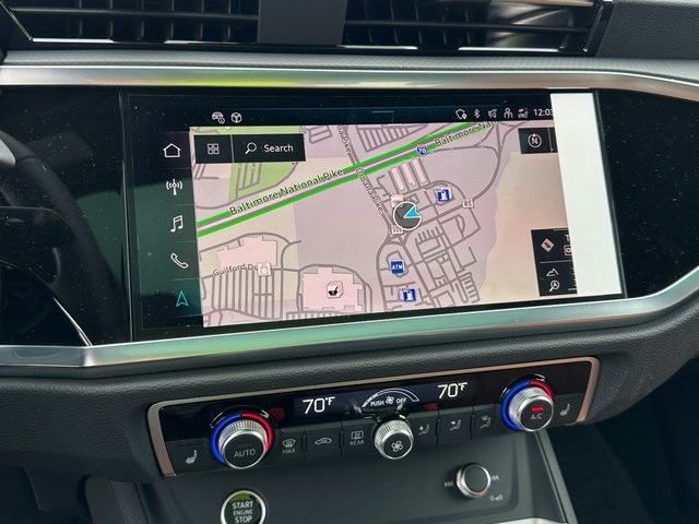 Vehicle image 22 of 30
