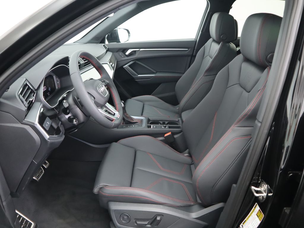 Vehicle image 21 of 35