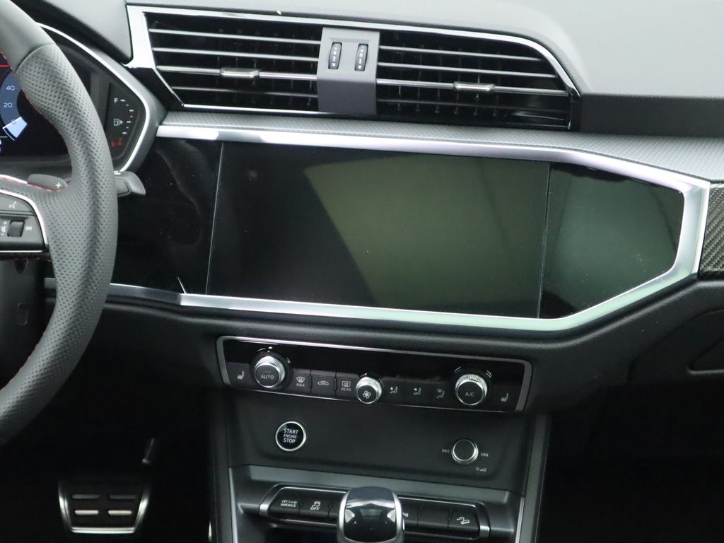 Vehicle image 16 of 35