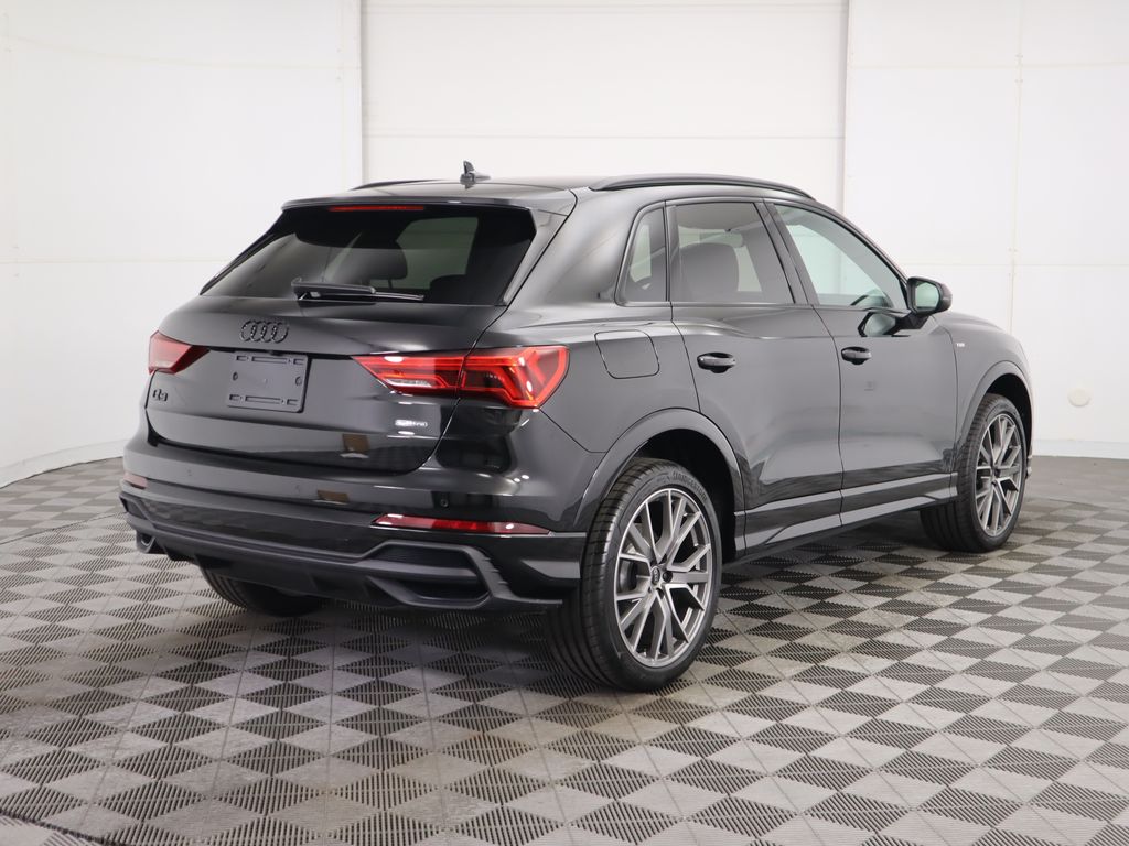 Vehicle image 5 of 35