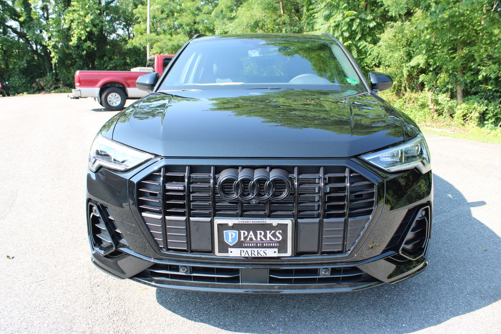 Vehicle image 2 of 55
