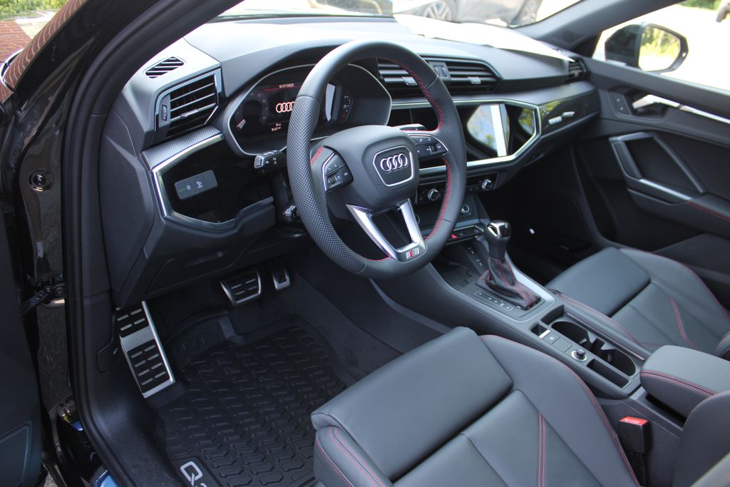 Vehicle image 25 of 55