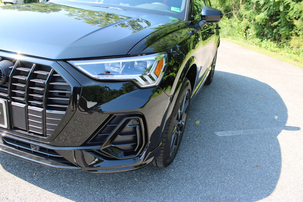Vehicle image 43 of 55