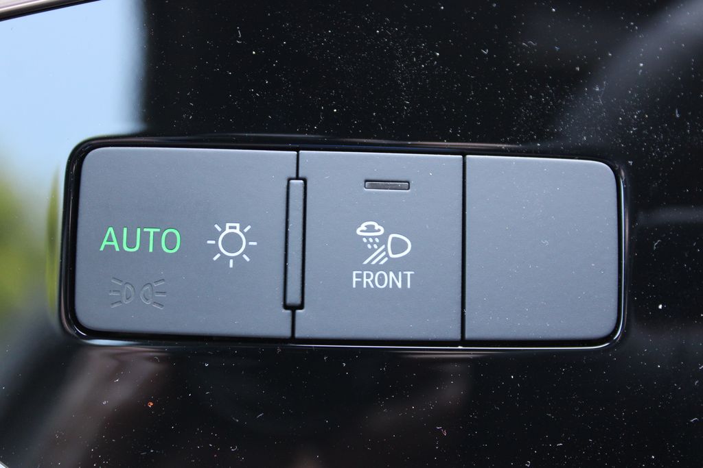 Vehicle image 45 of 55
