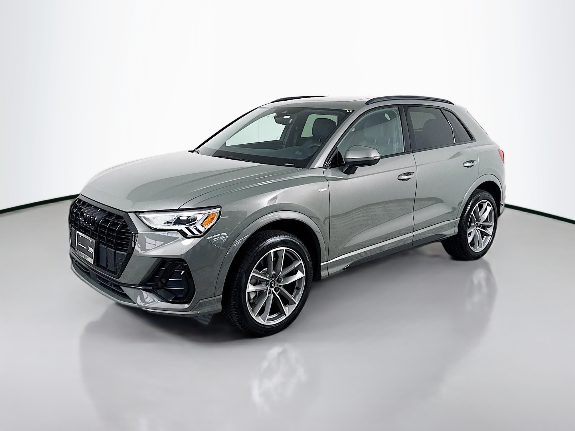 Vehicle image 1 of 30