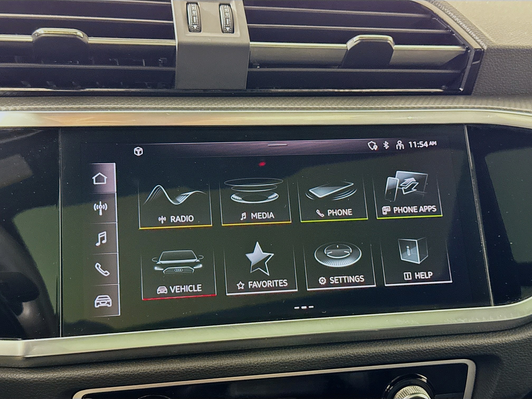 Vehicle image 15 of 30