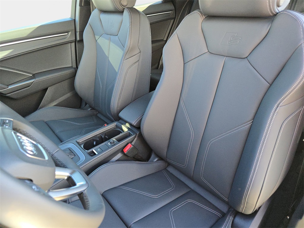 2025 Audi Q3 S Line Premium Image 12 of 36
