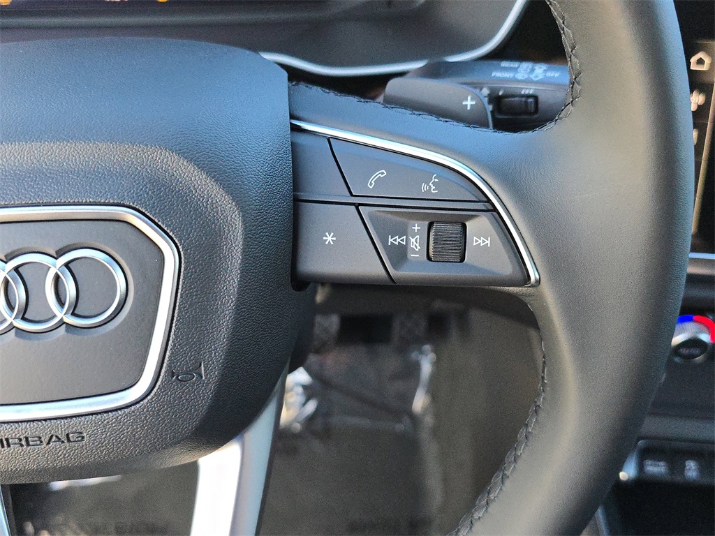 2025 Audi Q3 S Line Premium Image 21 of 36